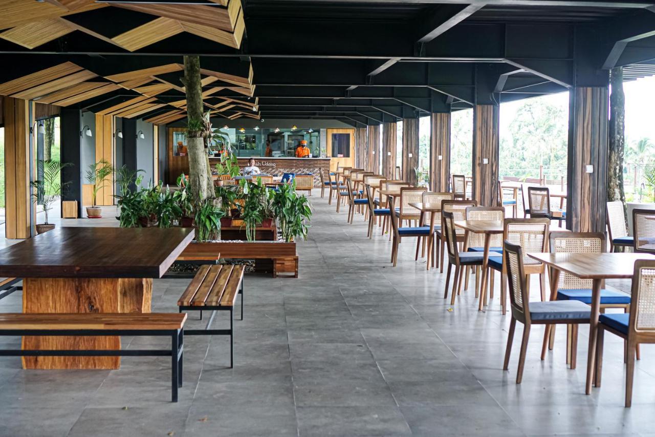 Teras Hotel Ijen Banyuwangi Banyuwangi  Exterior foto